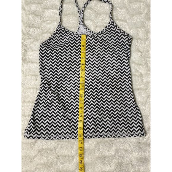 Women’s Gap Body White Black Striped Tank Top SZ Medium Zebra - Picture 4 of 7
